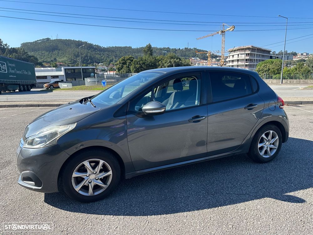 Peugeot 208 1.2 PureTech Active - 3