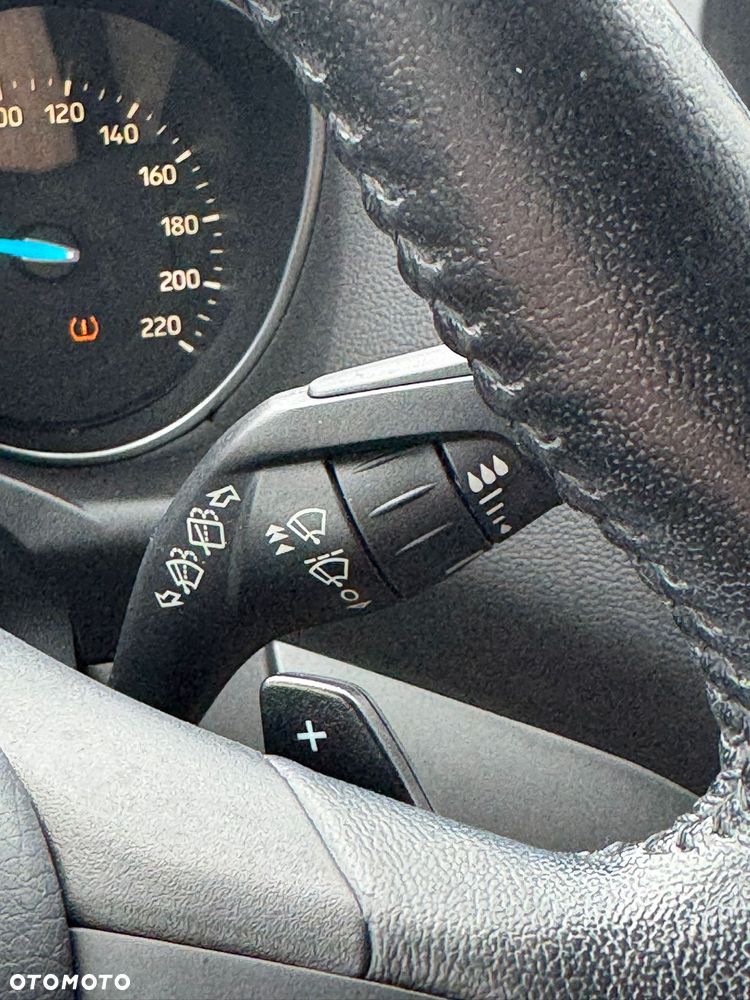 Ford Escape 2.0 EcoBoost AWD Titanium - 35