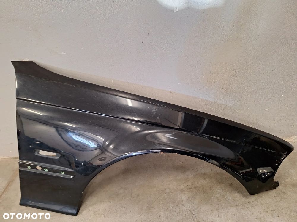 BŁOTNIK PRAWY PRZÓD BMW E46 SEDAN LAK:303/9 NR269 - 9
