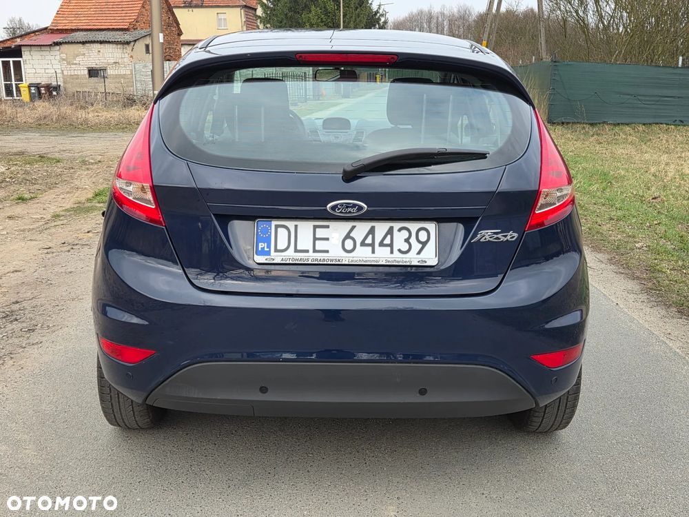Ford Fiesta 1.25 Ambiente EU5 - 8