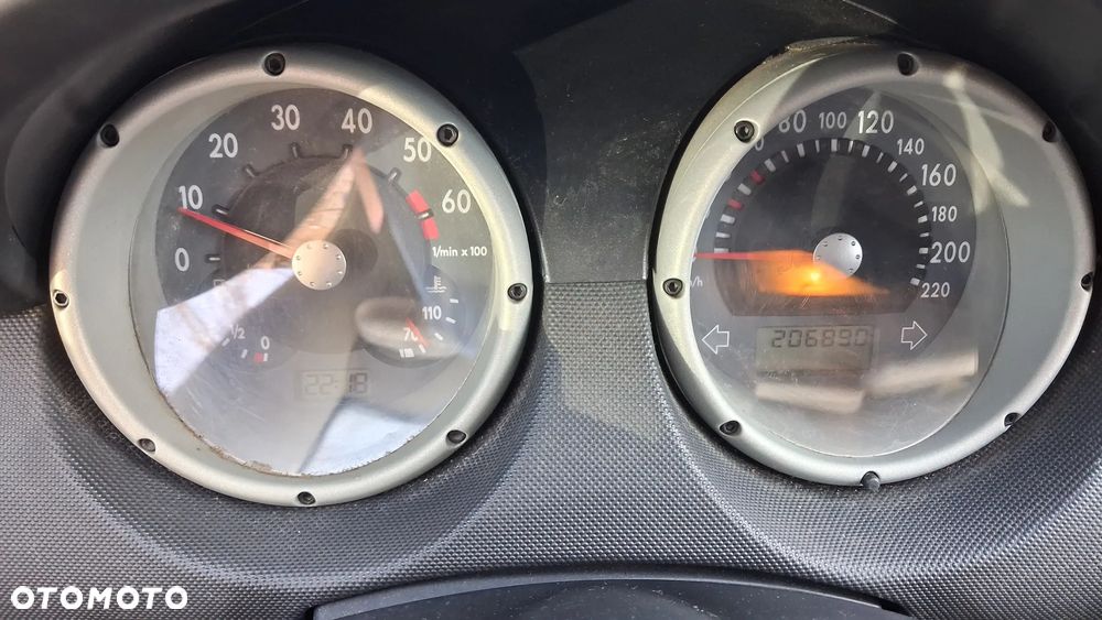 Volkswagen Polo 1.4 Comfortline - 12