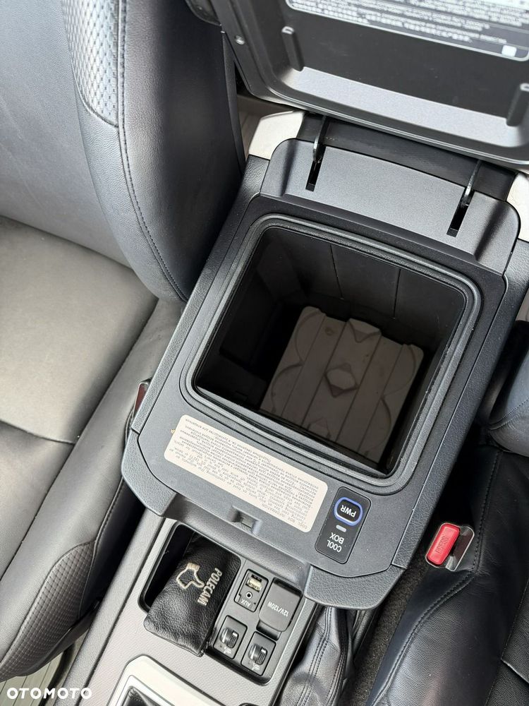 Toyota Land Cruiser LC 3.0 D-4D Executive - 26