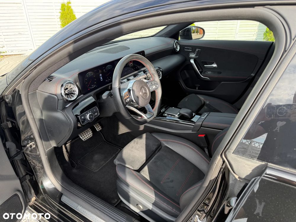 Mercedes-Benz CLA 250 4-Matic AMG Line 7G-DCT - 5