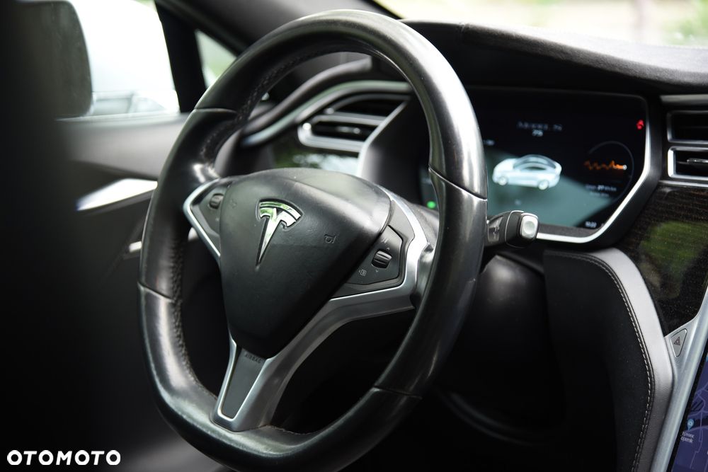Tesla Model S 75D Allradantrieb - 21