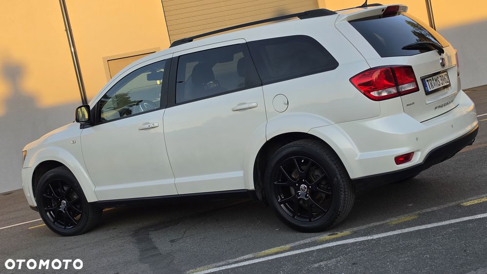 Fiat Freemont 2.0 Multijet Black Code AWD - 14