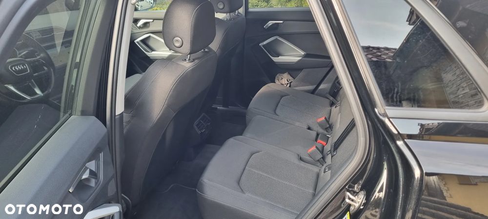 Audi Q3 40 TFSI Quattro S tronic advanced - 11