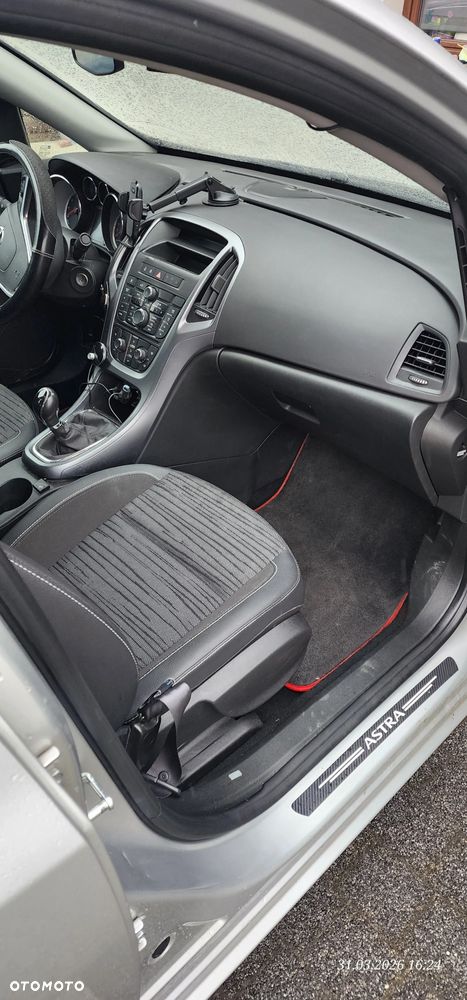 Opel Astra 1.6 EU6 - 6