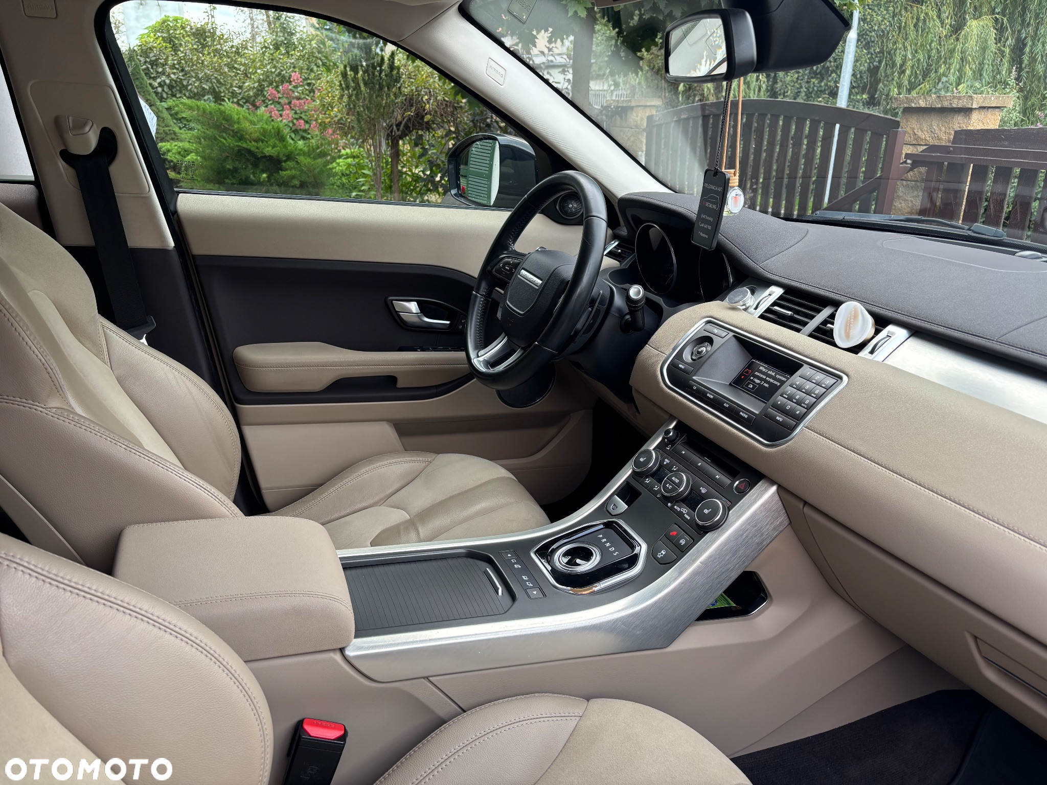 Land Rover Range Rover Evoque - 14