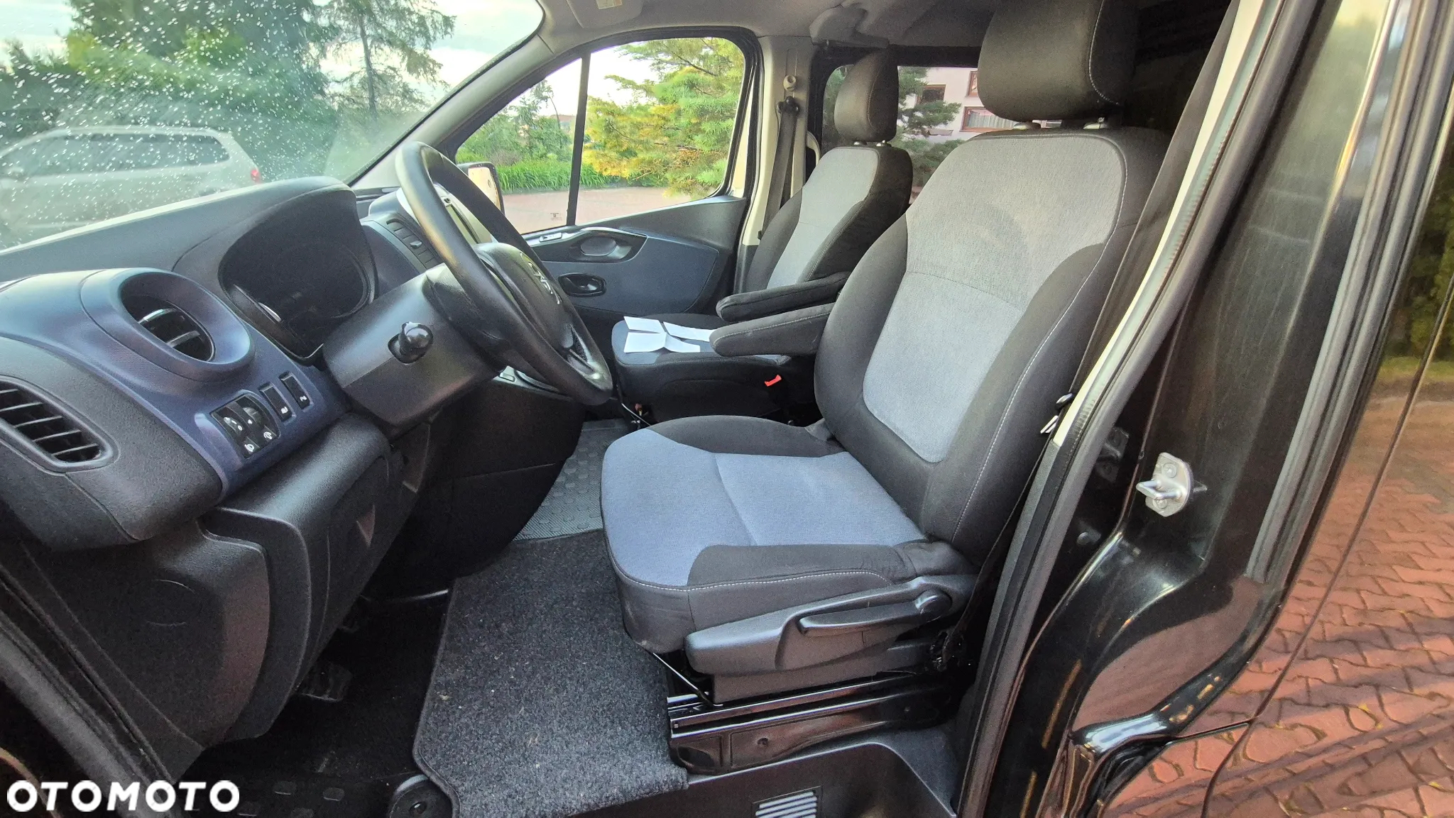 Opel Vivaro - 35