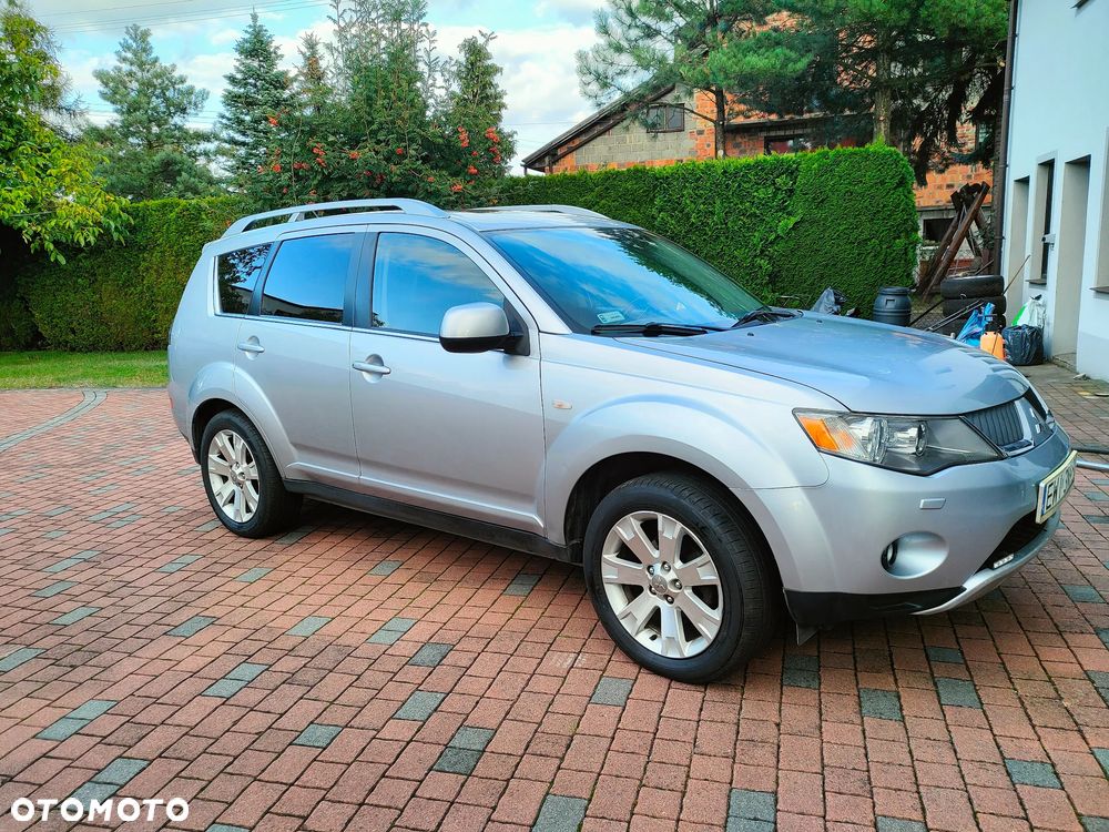 Mitsubishi Outlander 2.2 DID Instyle NAVI - 6