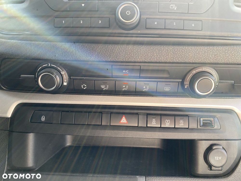 Toyota ProAce - 23