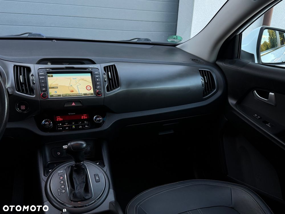 Kia Sportage 2.0 CRDI XL - 10