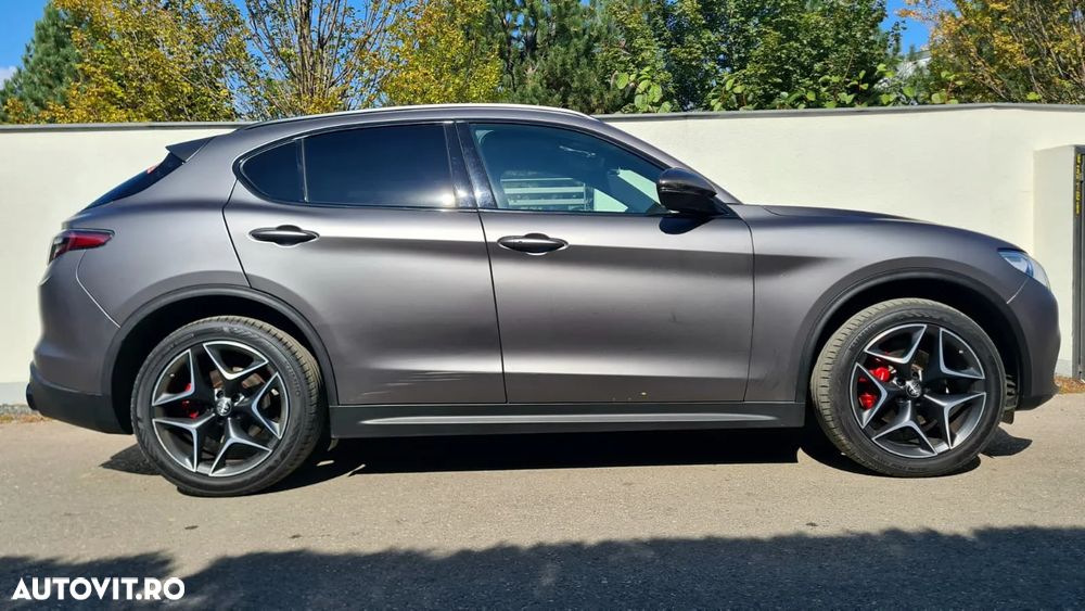 Alfa Romeo Stelvio 2.0 Turbo 16V AT8-Q4 Sprint - 7