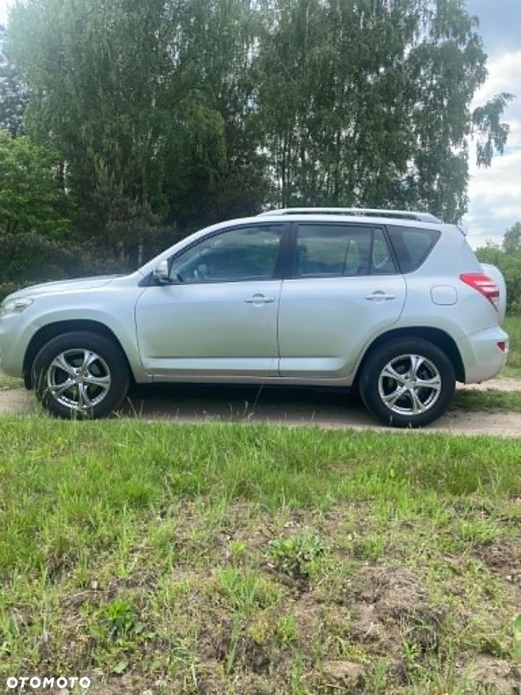Toyota RAV4 2.2 D-4D Luna - 3