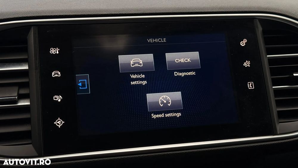 Peugeot 308 SW BlueHDi 120 Stop & Start Style - 17