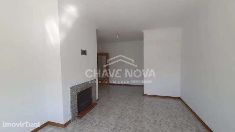 PS - Apartamento T2 - área total de 87 m² localizado em Arcozelo V.N.G - Grande imagem: 3/9