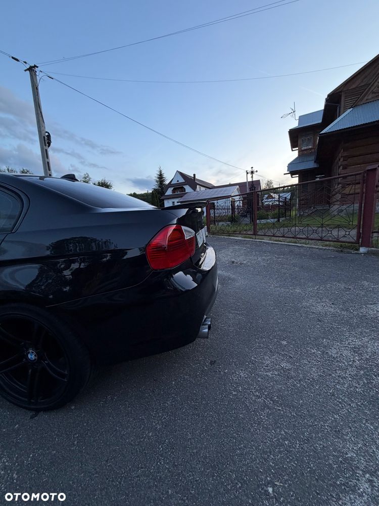 BMW Seria 3 325i - 3