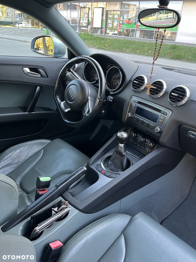 Audi TT Coupé - 11