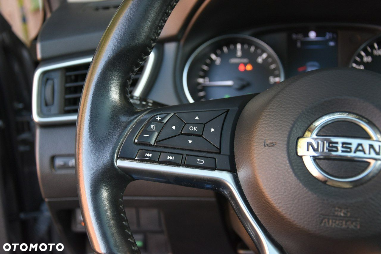 Nissan Qashqai - 16