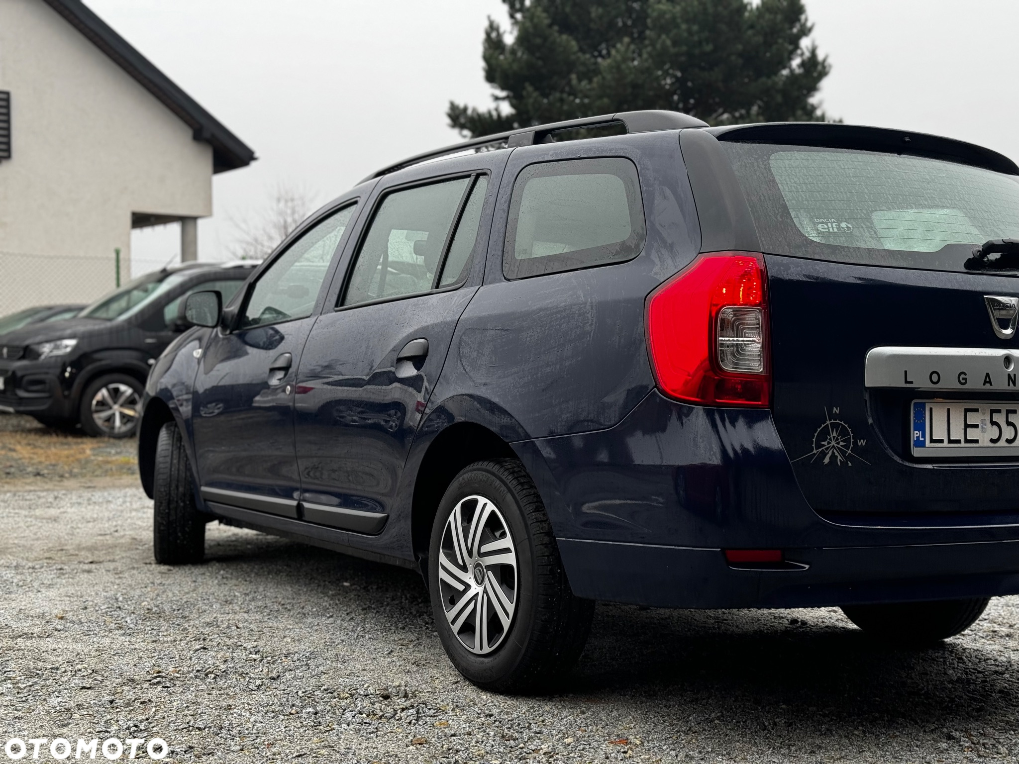Dacia Logan MCV 1.2 16V 75 Ambiance - 16