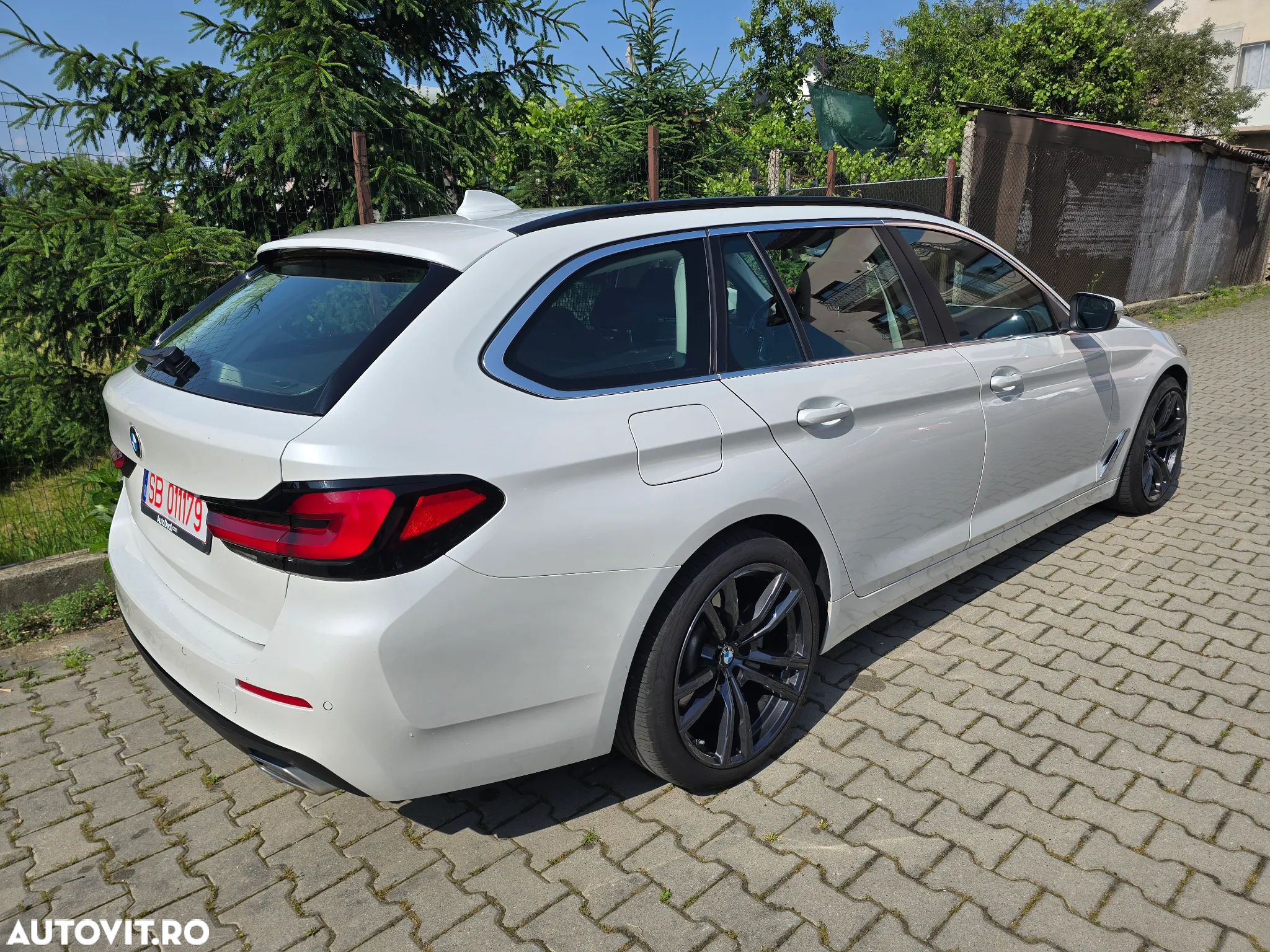 BMW Seria 5 520d Touring Aut. - 13