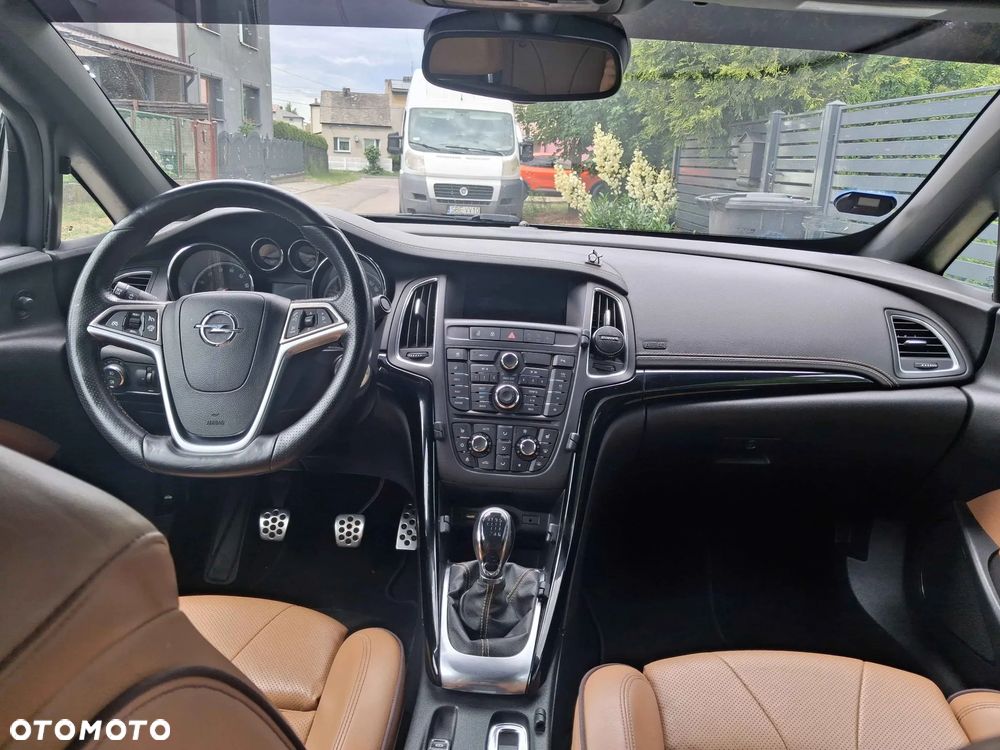 Opel Cascada 1.4 T Cosmo S&S - 17