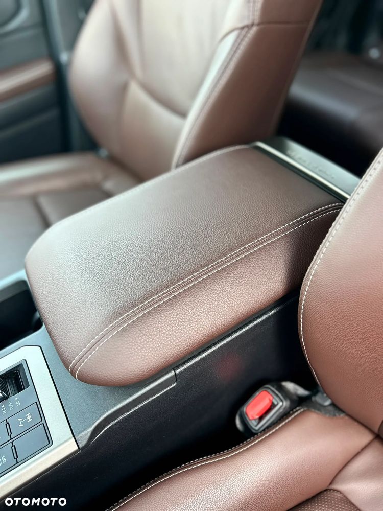 Toyota Land Cruiser LC 2.8 D-4D Invincible - 33
