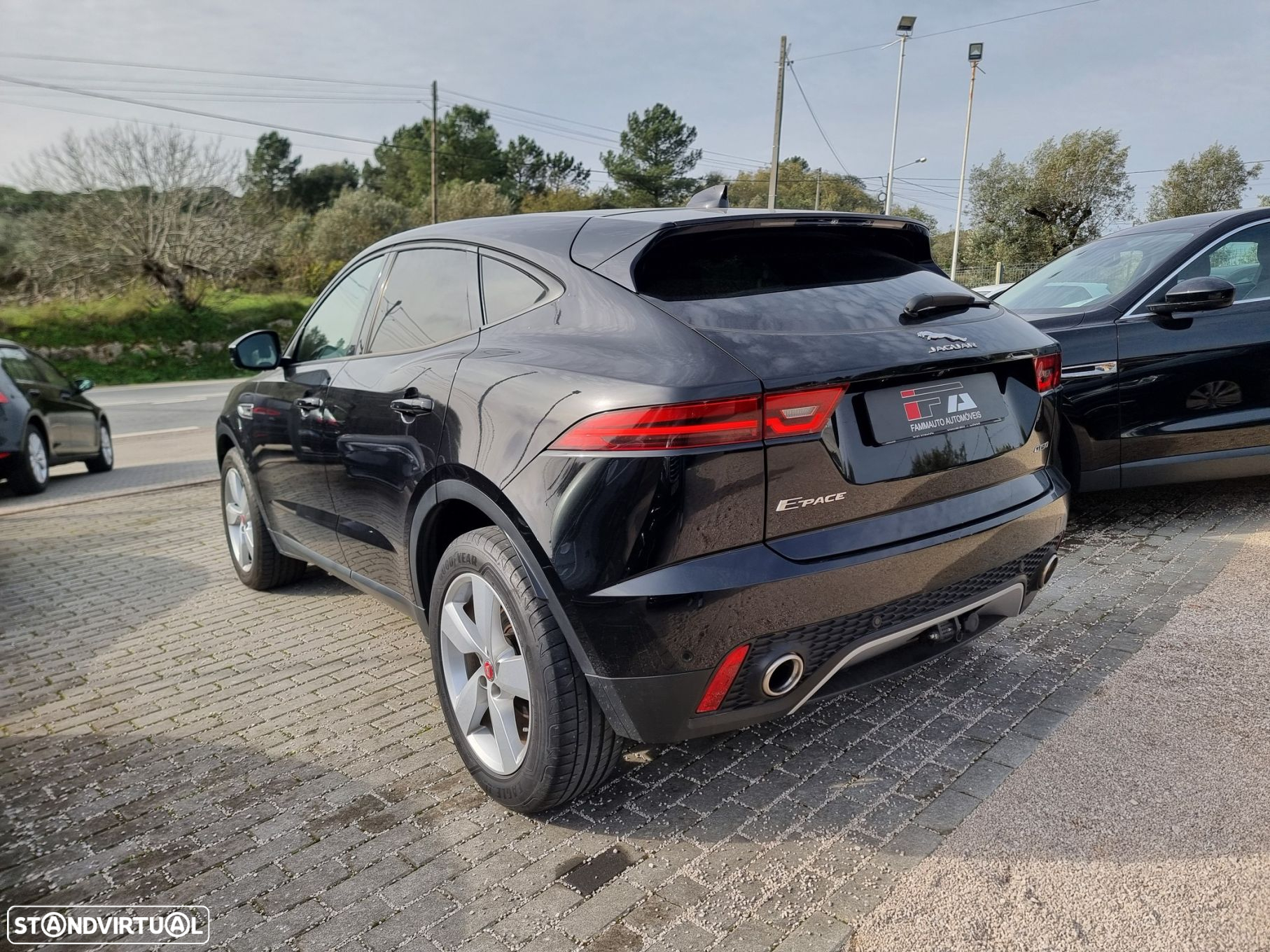 Jaguar E-Pace 2.0 i4D S - 5