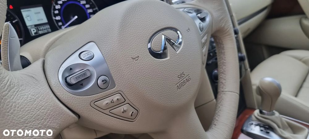 Infiniti FX FX30d S - 17