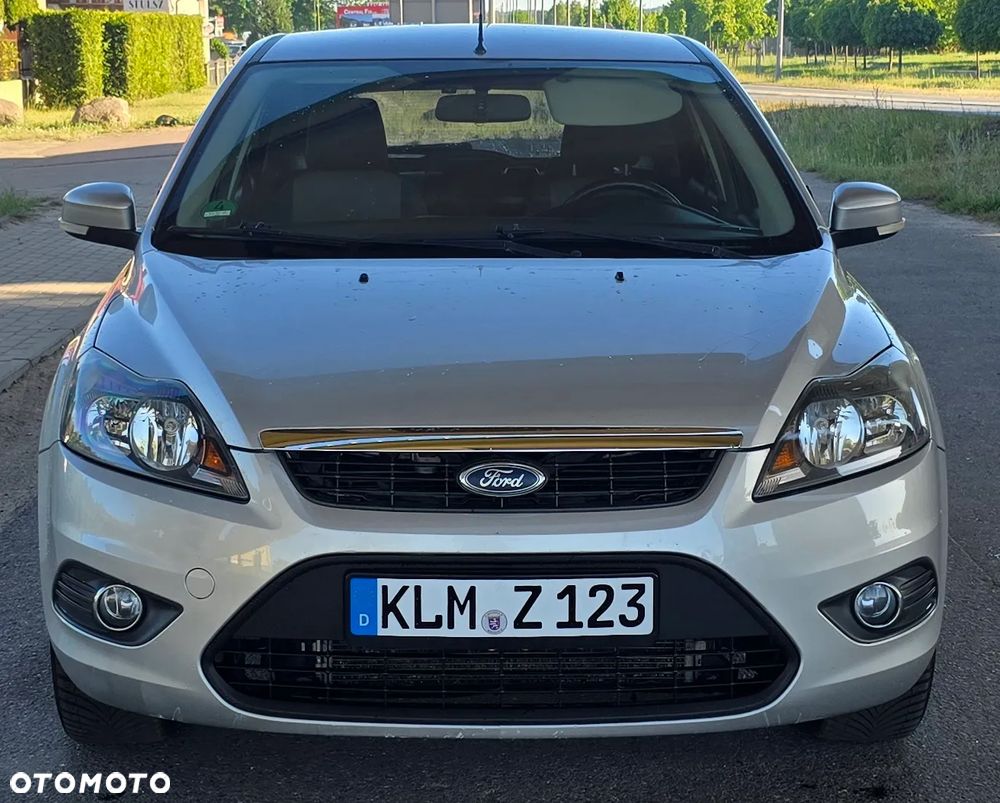 Ford Focus 1.6 Ti-VCT Sport - 1
