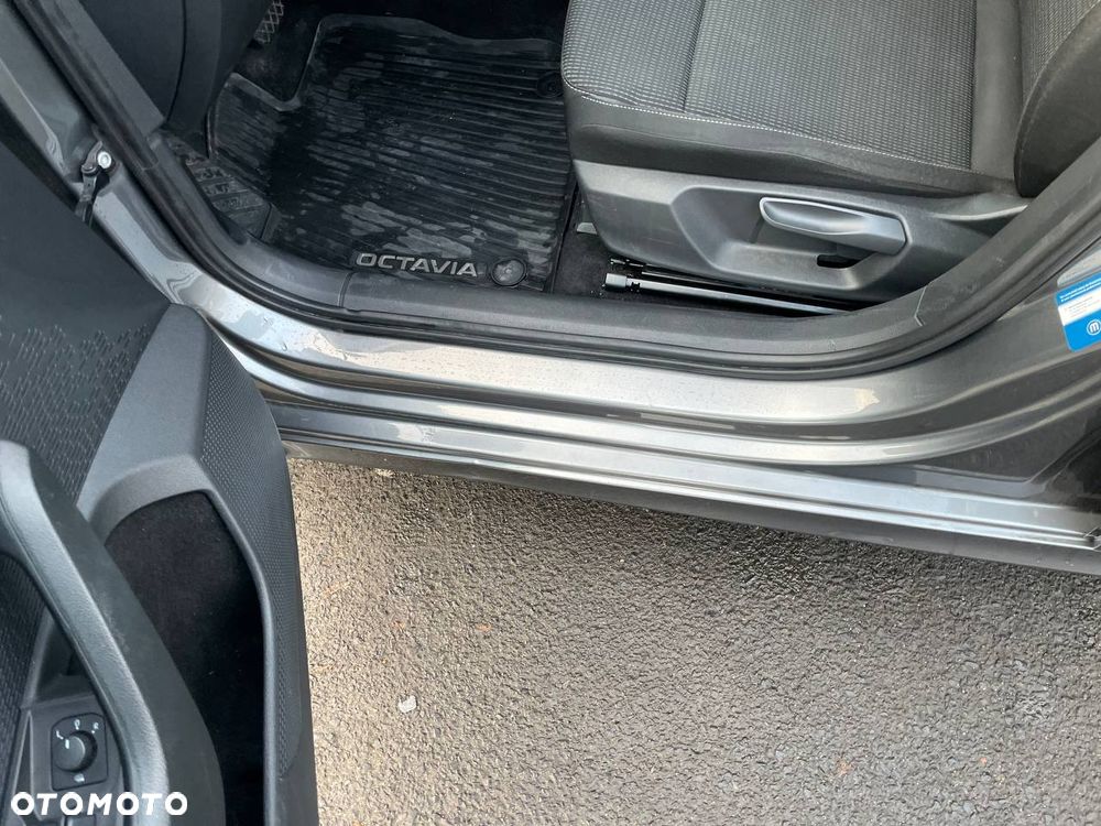 Skoda Octavia 1.5 TSI e-TEC DSG Style - 13