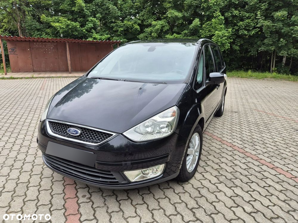 Ford Galaxy 2.0 TDCi Ghia - 29