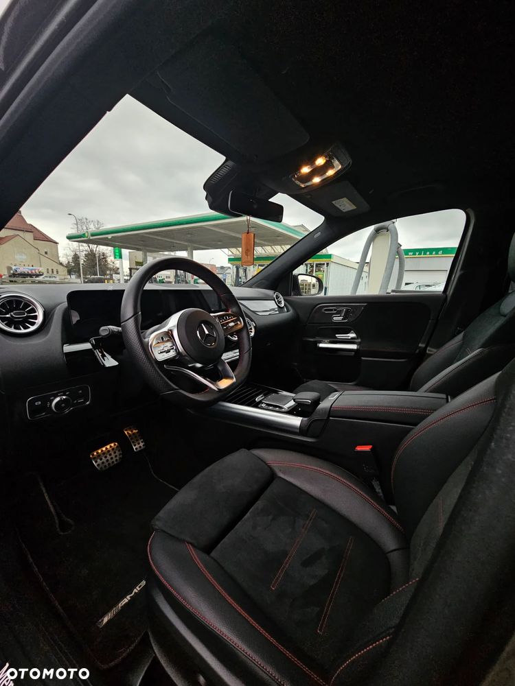 Mercedes-Benz GLA 250 4-Matic AMG Line - 6