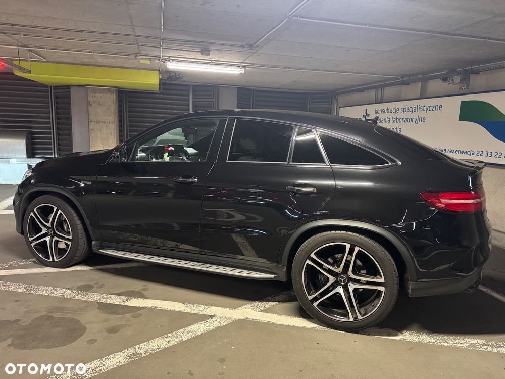 Mercedes-Benz GLE AMG Coupe 43 4-Matic - 38