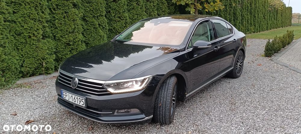 Volkswagen Passat - 4