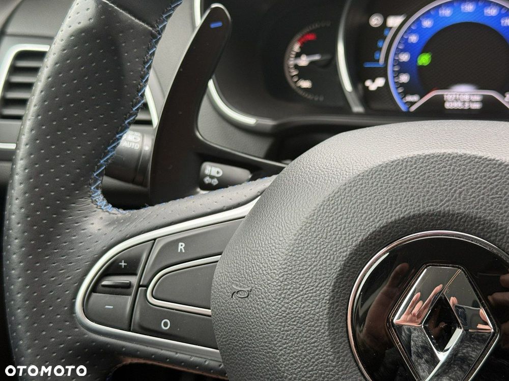 Renault Megane ENERGY TCe 205 EDC GT - 25