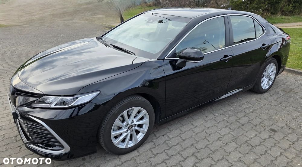 Toyota Camry 2.5 Hybrid Comfort CVT - 1