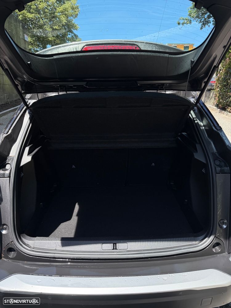 Peugeot 2008 1.2 PureTech Active Pack - 10