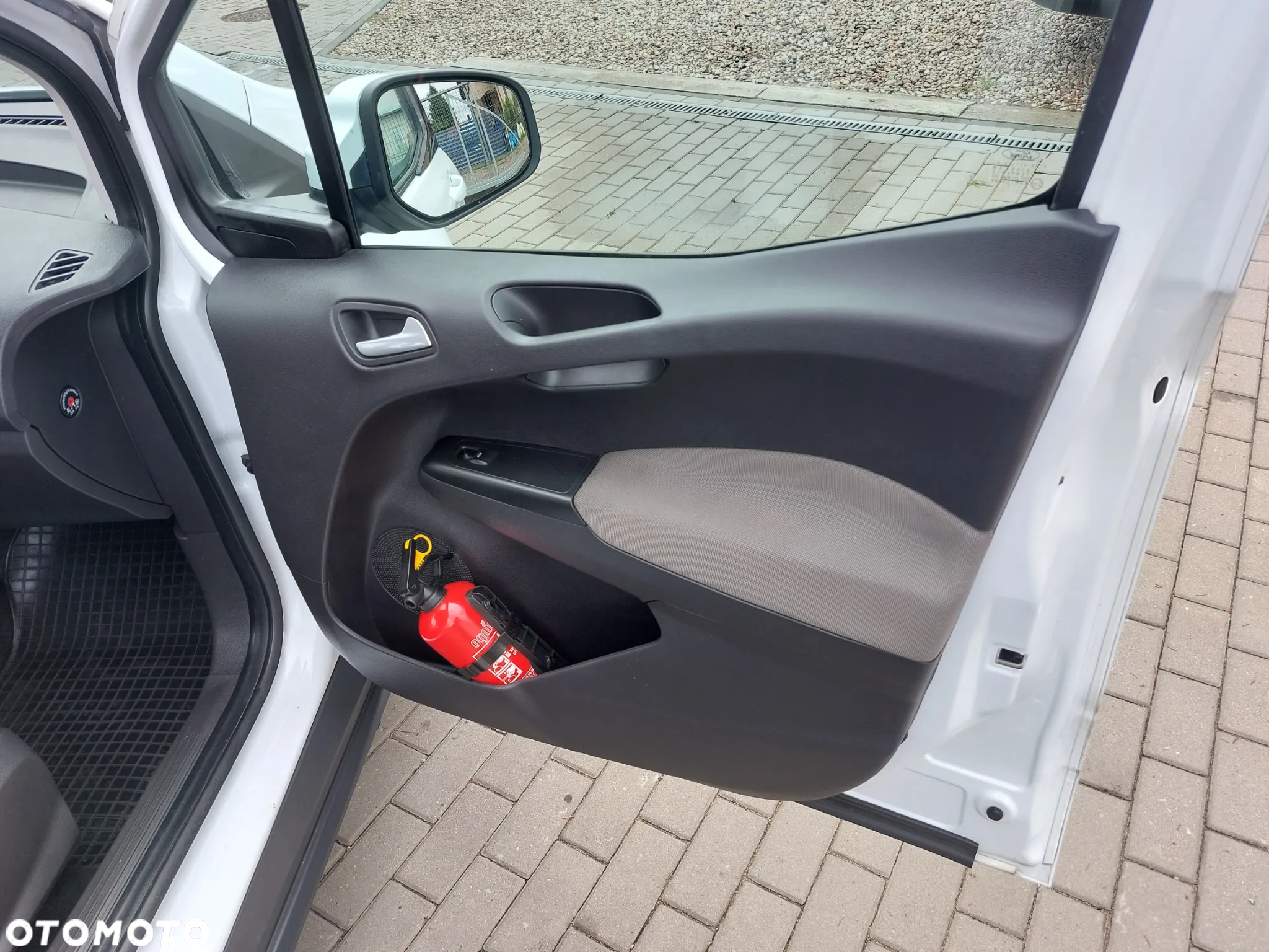 Ford Transit Courier 1.5 TDCi Trend - 23
