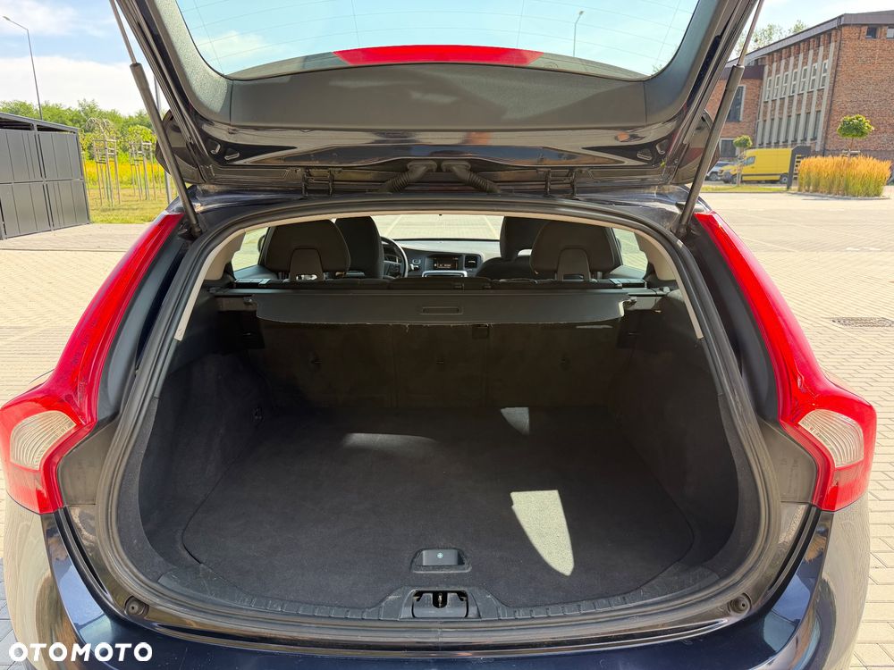 Volvo V60 D2 Drive-E Kinetic - 10