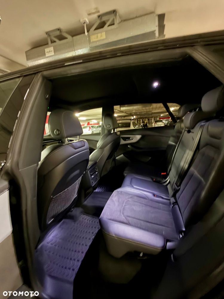 Audi SQ8 - 9