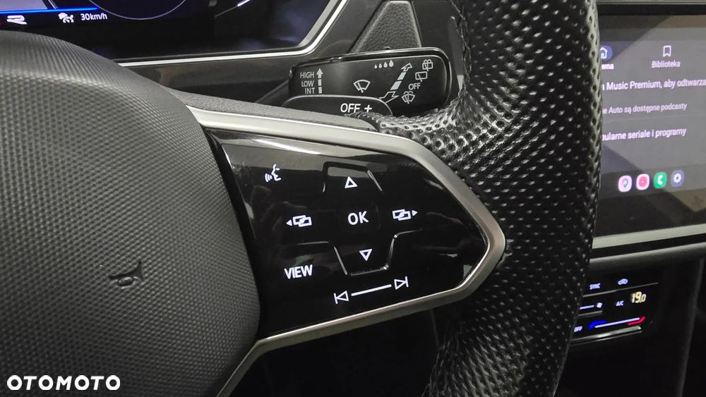 Volkswagen Tiguan - 23