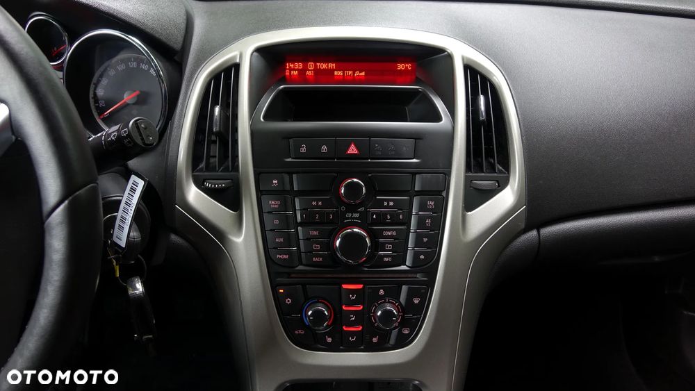 Opel Astra 1.4 Turbo - 17