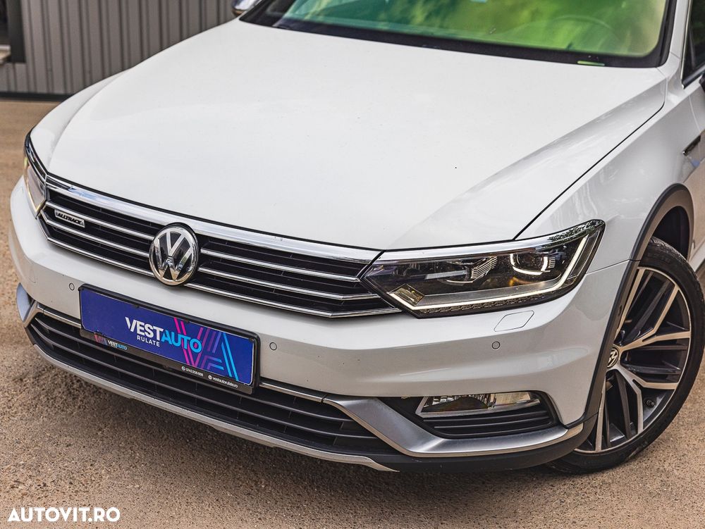 Volkswagen Passat Alltrack 2.0 TDI DSG 4Motion - 33