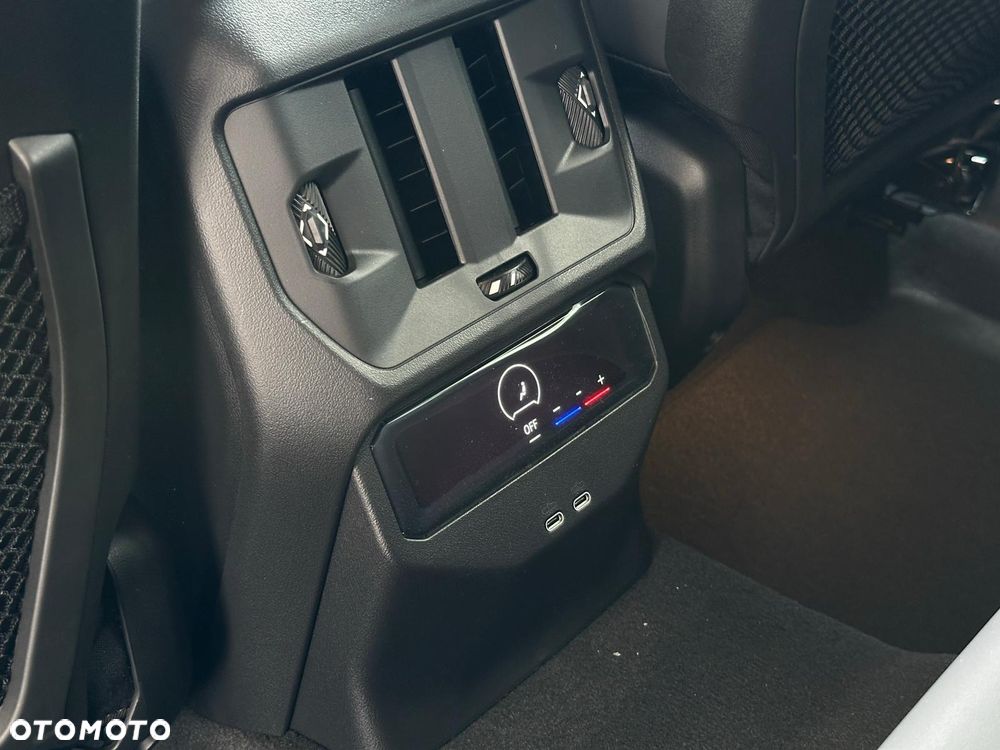 BMW X3 - 32