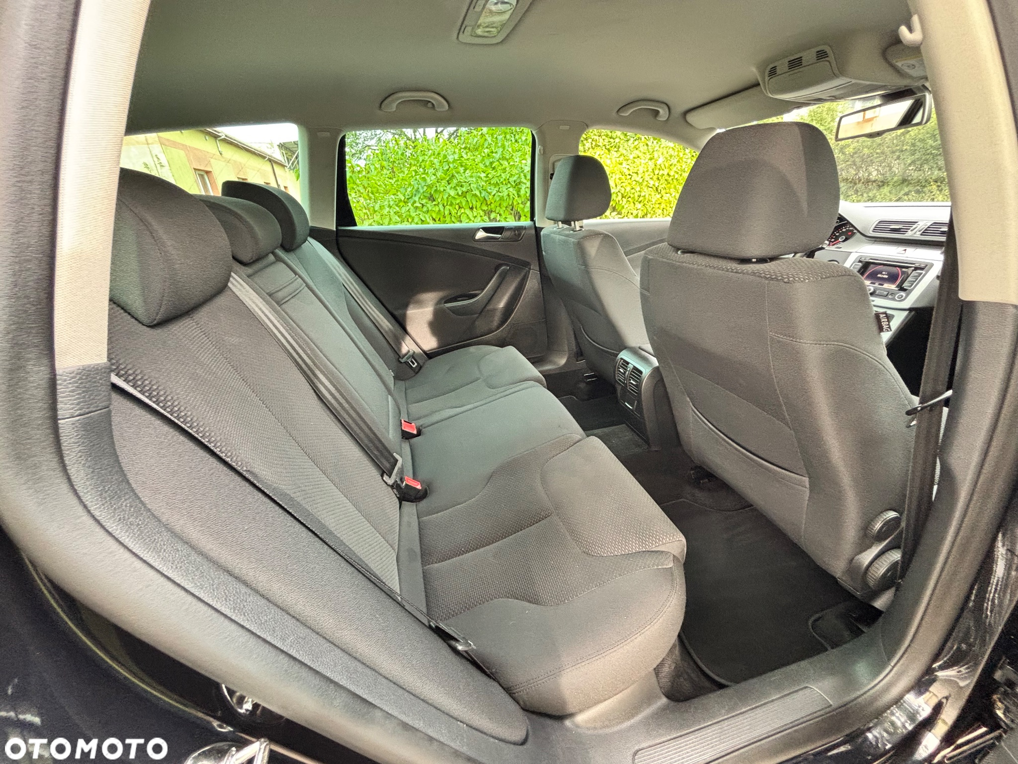 Volkswagen Passat 2.0 TDI DPF Highline - 22