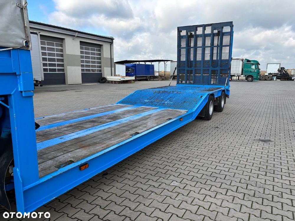 Langendorf SATBUE 20 , 2 osie skrętne , naczepa do przewozu wózków widłowych, maszyn rolniczych, maszyn budowlanych , ciągników rolniczych , ciągników siodłowych , pomoc drogowa , wciągarka, własna hydraulika, skoładany hydraulicznei pomost , - 1