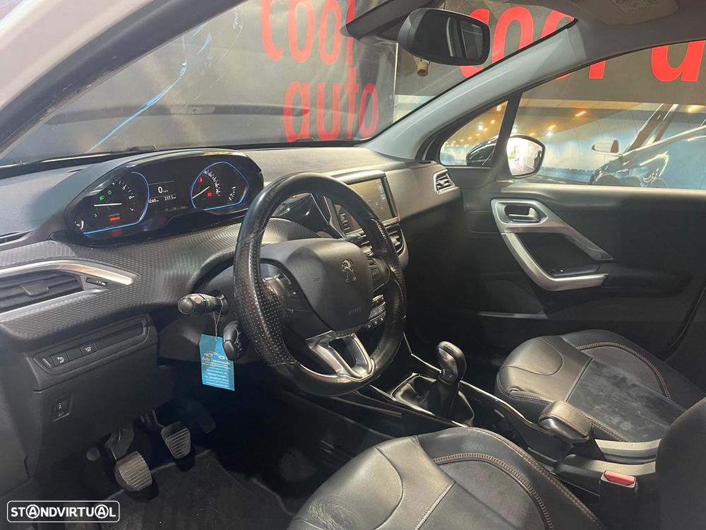 Peugeot 2008 PureTech 110 Stop&Start Crossway - 25