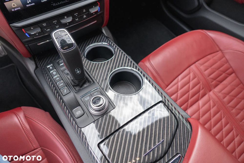 Maserati Quattroporte Modena Q4 - 23