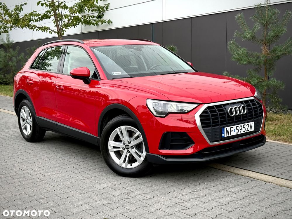 Audi Q3 2021 photo 2